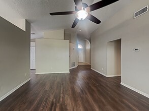 1416 Wakefield Dr in Brandon, FL - Building Photo - Building Photo