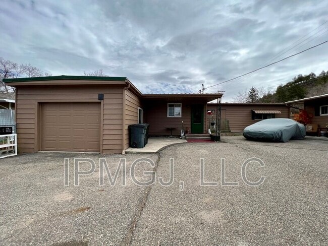 201 Plateau Ave in Collbran, CO - Building Photo - Building Photo