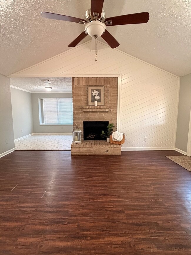 2602 Olympus Dr in Houston, TX - Building Photo - Building Photo