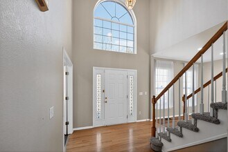 5466 S Tibet St in Aurora, CO - Foto de edificio - Building Photo