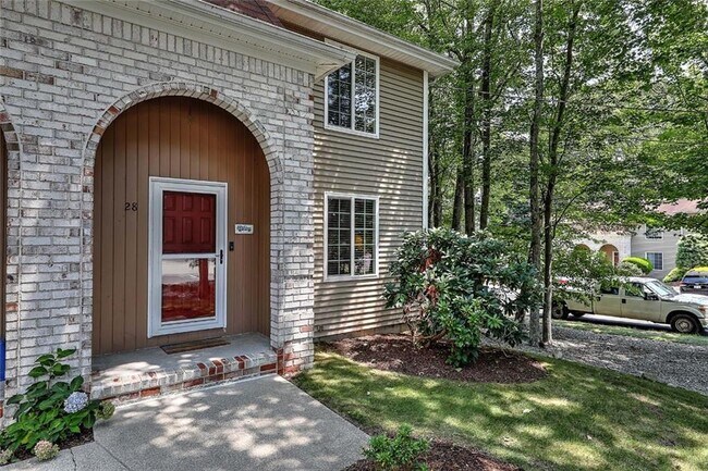 28 Marigold Cir in North Providence, RI - Building Photo - Building Photo