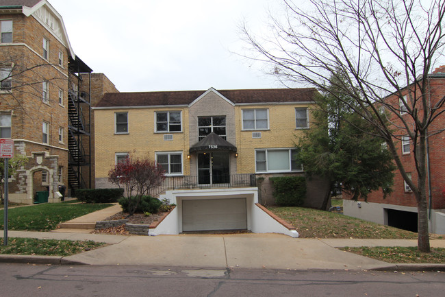 7536 Parkdale Ave in St. Louis, MO - Building Photo - Building Photo