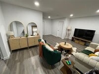 5962 Ridgeway Dr photo'