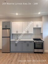 269 M.L.K. Drive in Jersey City, NJ - Building Photo