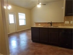 227 Ragsdale Way in New Braunfels, TX - Building Photo - Building Photo