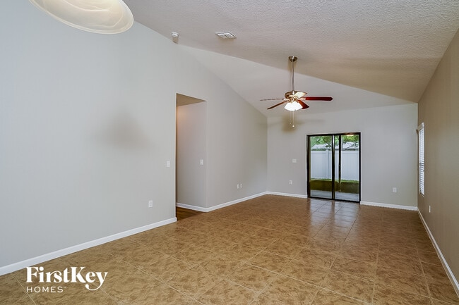 4060 Millicent Cir in Melbourne, FL - Building Photo - Building Photo