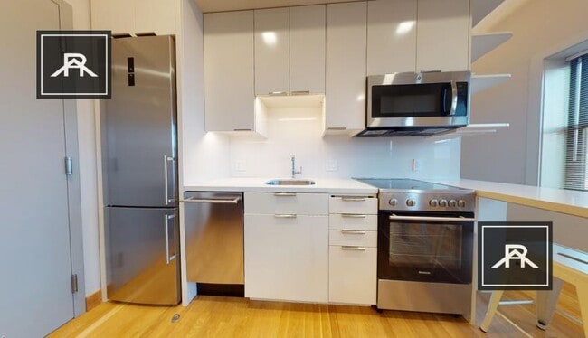 property at 117 Mt Auburn St