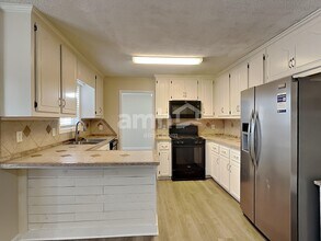 1017 Queensbury Run in Acworth, GA - Building Photo - Building Photo