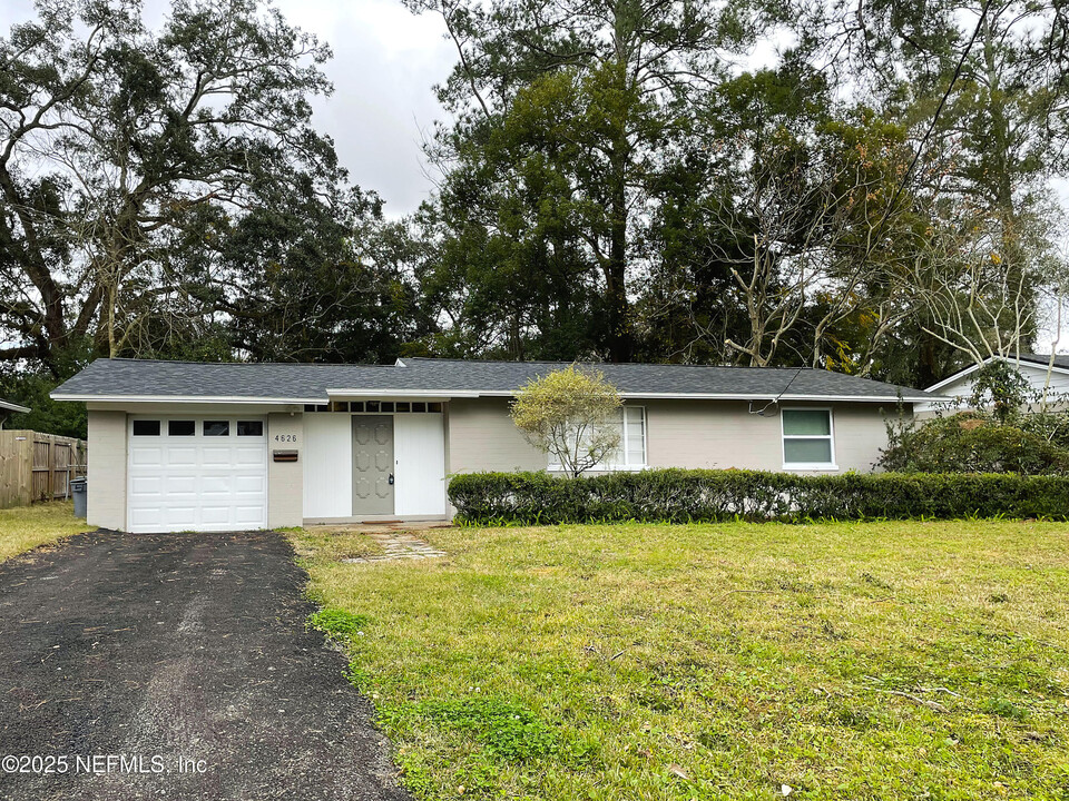 4626 Westfield Rd in Jacksonville, FL - Building Photo