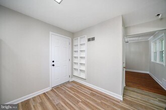 214 Maryland Ave in Oxford, PA - Building Photo - Building Photo