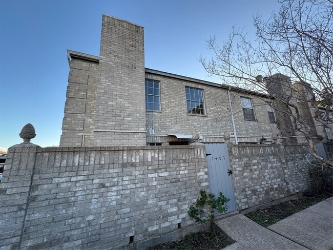 property at 7400 Bellerive Dr