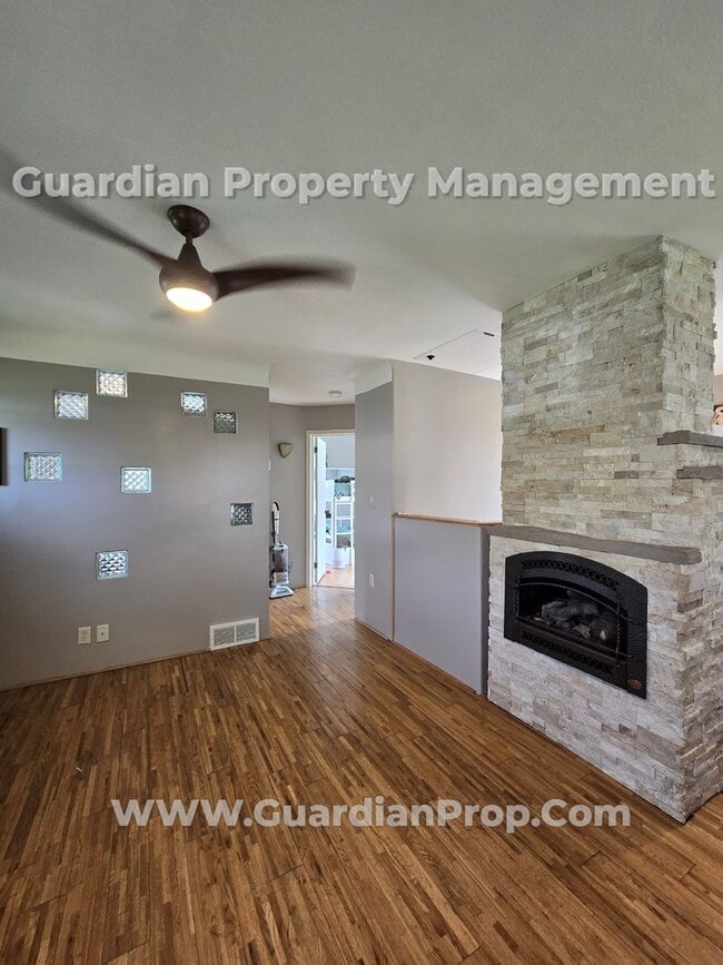 3644 Architect Ave NE in Minneapolis, MN - Building Photo - Building Photo