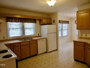 979 Lamont Norwood Rd in Pittsboro, NC - Building Photo - Building Photo