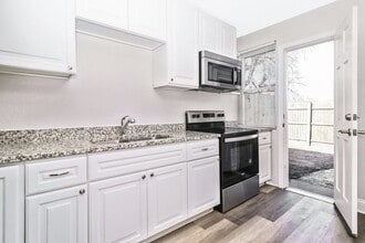 173 A View Ave in Norfolk, VA - Building Photo - Building Photo