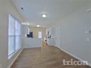 120 E Decatur Ave in Mooresville, NC - Foto de edificio - Building Photo