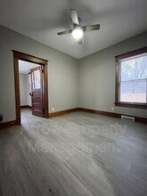 2049 Worthington Ave in Lincoln, NE - Building Photo - Building Photo