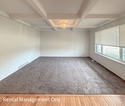 5604 Haymeadow Dr in West Bloomfield Township, MI - Building Photo - Building Photo