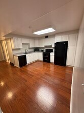 7928 S DA VINCI DR, Unit B in Cottonwood Heights, UT - Building Photo - Building Photo