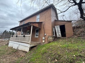 406 Pierson Run Rd in Pittsburgh, PA - Building Photo - Building Photo