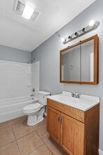 Pelican Gardens in Bossier City, LA - Building Photo - Building Photo