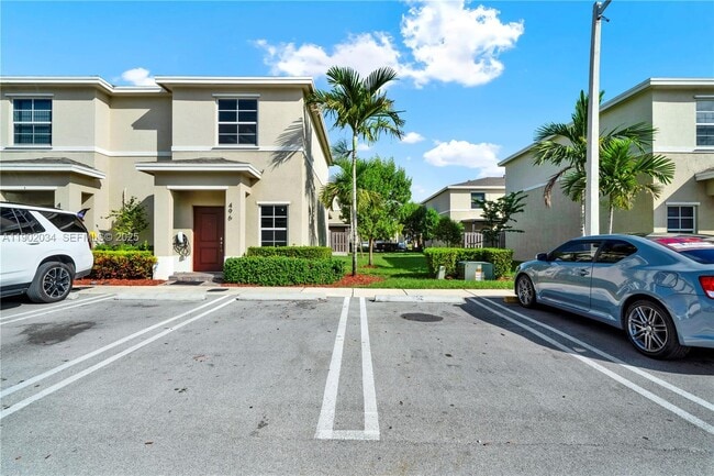 496 NE 4th Terrace in Florida City, FL - Building Photo - Building Photo