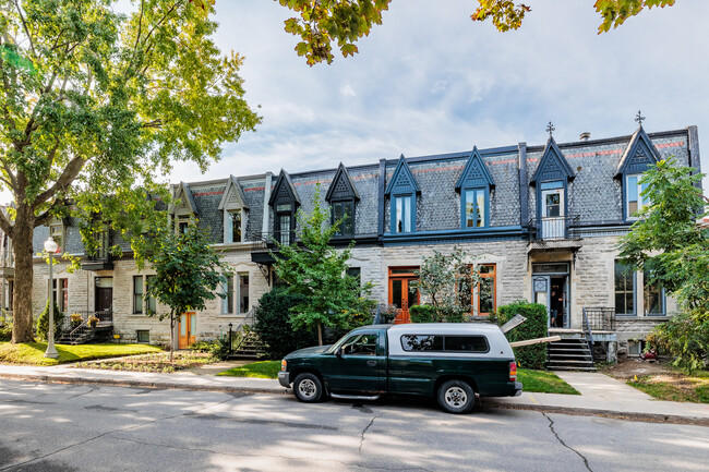 364 Elm Av in Westmount, QC - Building Photo - Building Photo