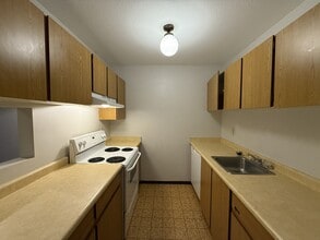 45744-45744 Spadina Ave in Chilliwack, BC - Building Photo - Building Photo