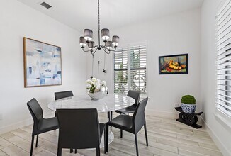 2908 Gin Berry Way in West Palm Beach, FL - Building Photo - Building Photo