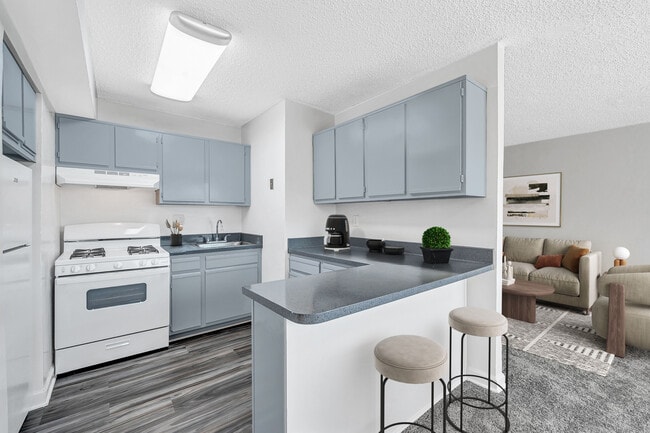 Friendship Crossing in Washington, DC - Building Photo - Building Photo