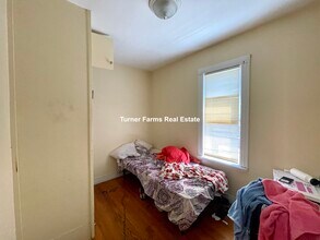 49 Beech Glen St, Unit 3 in Boston, MA - Foto de edificio - Building Photo