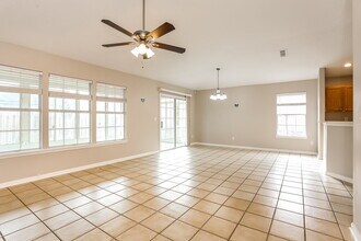 8944 Fallsmill Dr in Jacksonville, FL - Building Photo - Building Photo