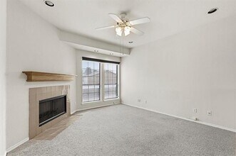 5100 Verde Valley Ln in Dallas, TX - Building Photo - Building Photo