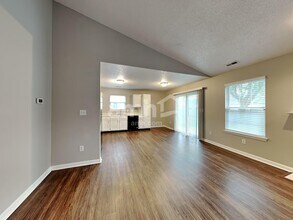 17317 Pine Wood Ln in Westfield, IN - Building Photo - Building Photo