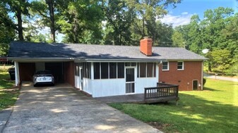 5038 Rocky River Rd in Charlotte, NC - Building Photo - Building Photo