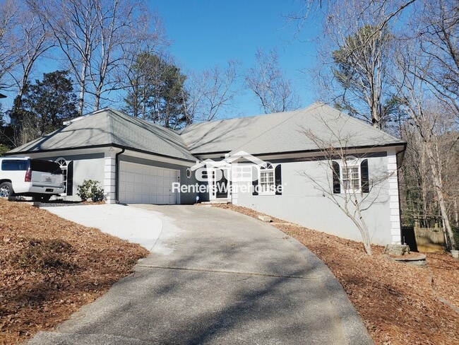 4325 Sprucebough Dr in Marietta, GA - Foto de edificio - Building Photo