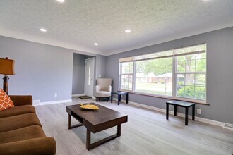 16814 Veronica Ave in Eastpointe, MI - Building Photo - Building Photo