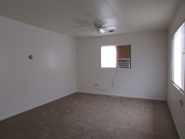 917 S Platinum Ave in Deming, NM - Building Photo - Building Photo