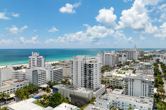 Tower 1800 in Miami Beach, FL - Building Photo - Building Photo