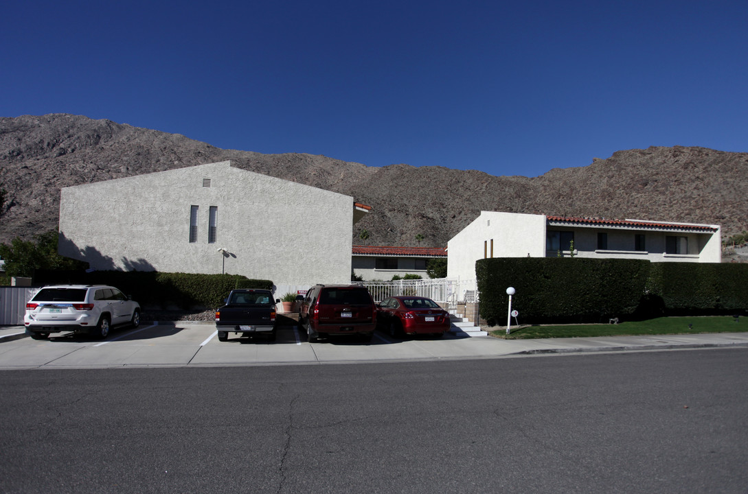 Sunkist Villas in Palm Springs, CA - Foto de edificio