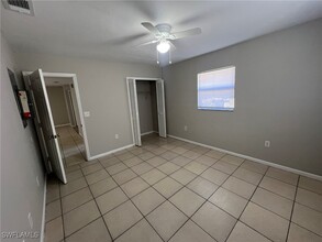 13881 First St in Ft. Myers, FL - Foto de edificio - Building Photo