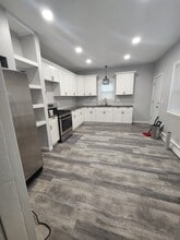 175 Abbott St, Unit 175-1 in Lawrence, MA - Building Photo - Building Photo