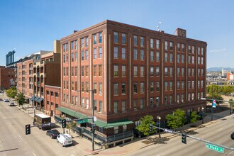Zi Lofts & Townhomes in Denver, CO - Building Photo - Building Photo