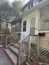 8 Rodgers Pl in Manchester, CT - Building Photo - Building Photo