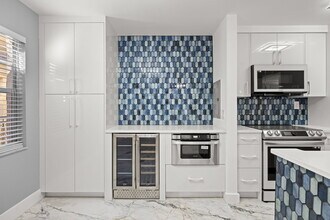 106 Alameda Ct in Tampa, FL - Foto de edificio - Building Photo