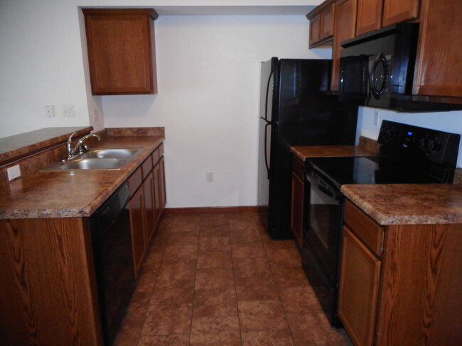 property at 1115 Prairie Rose Dr SW