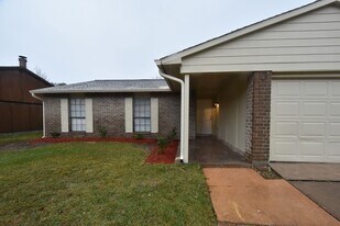 24215 Beef Canyon Dr, Unit 214 in Hockley, TX - Building Photo