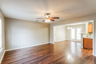 143 Howard Woody Dr in La Vergne, TN - Building Photo - Building Photo