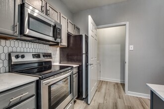 The Montgomery in Irving, TX - Building Photo - Building Photo