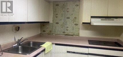21 James Edward Dr in Markham, ON - Building Photo - Building Photo