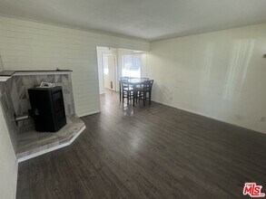 1029 W Fairway Blvd in Big Bear, CA - Building Photo - Building Photo